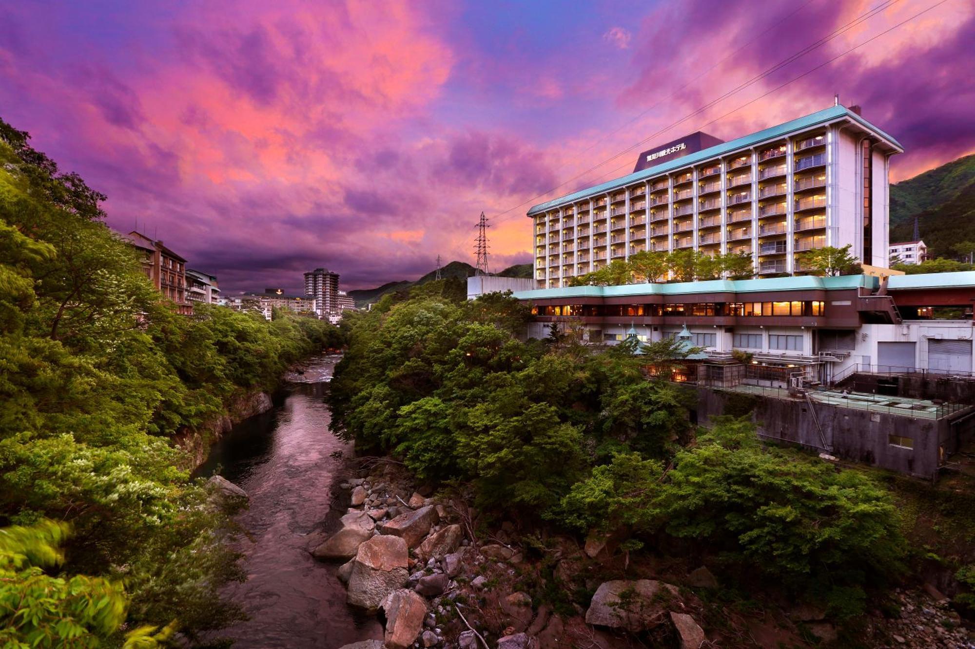 Ooedo-onsen Monogatari Kinugawa Kanko 3*